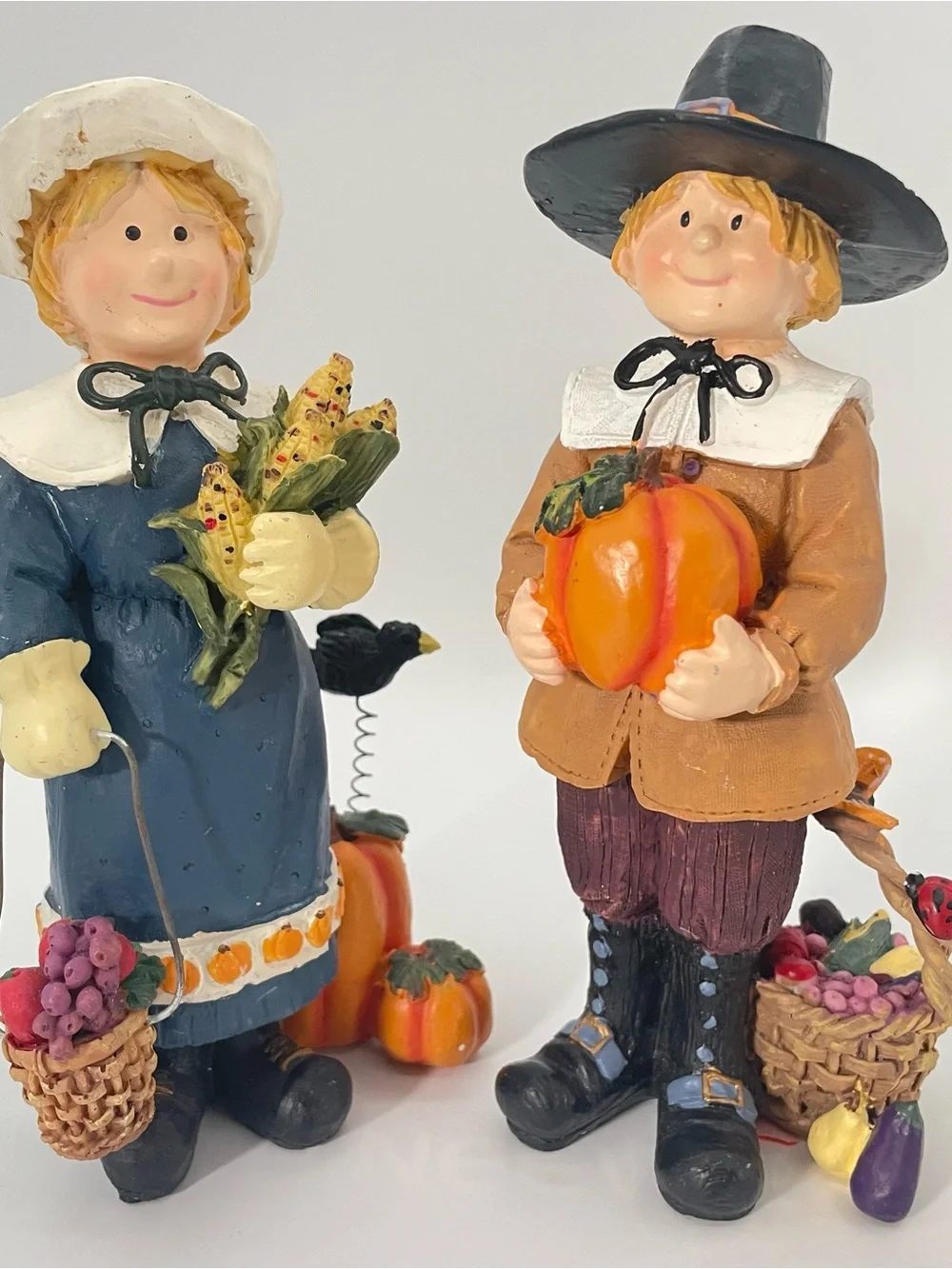Vintage Pilgrim Boy & Girl Harvest Thanksgiving Resin Figurines Pumpkin Corn